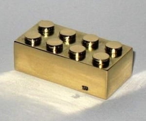 14k Solid Gold LEGO Brick | Awesome Geek Stuff – The Online Geek Catalogue